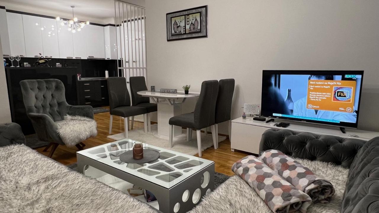 Apartman Nejra Тузла Экстерьер фото