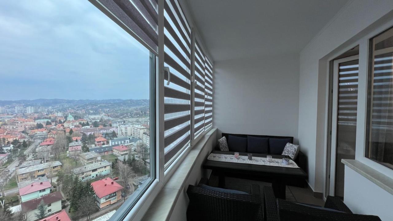 Apartman Nejra Тузла Экстерьер фото